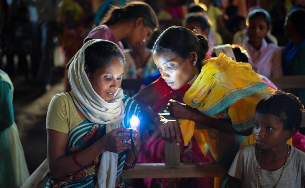 women listening to audio bible